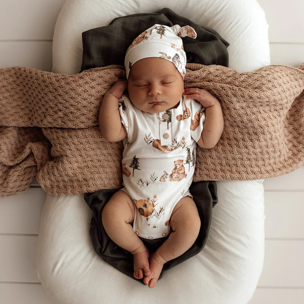 Baby wearing Snuggle Hunny Bears Short Sleeve Organic Bodysuit