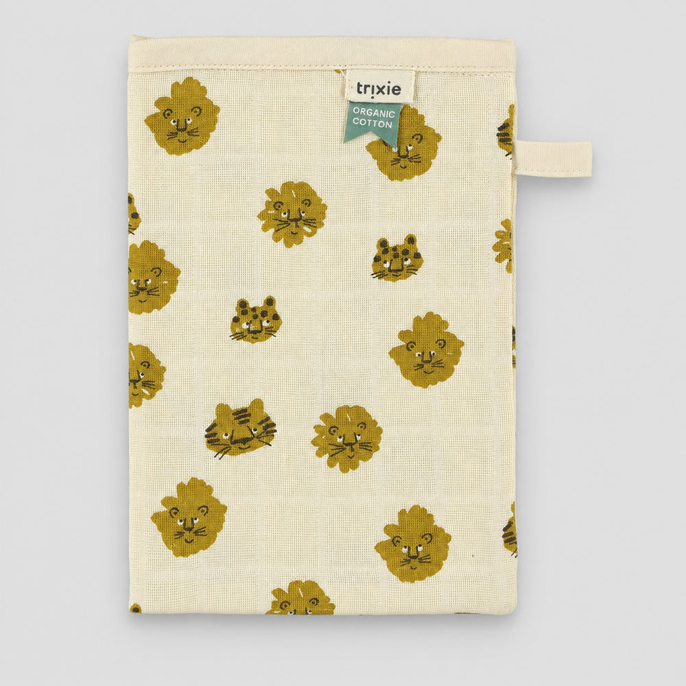 Trixie organic cotton muslin cloth with lion and tiger print, baby essential UAE